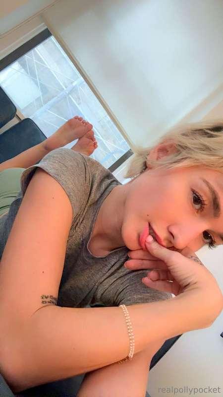 what caught your attention first? feet or face?