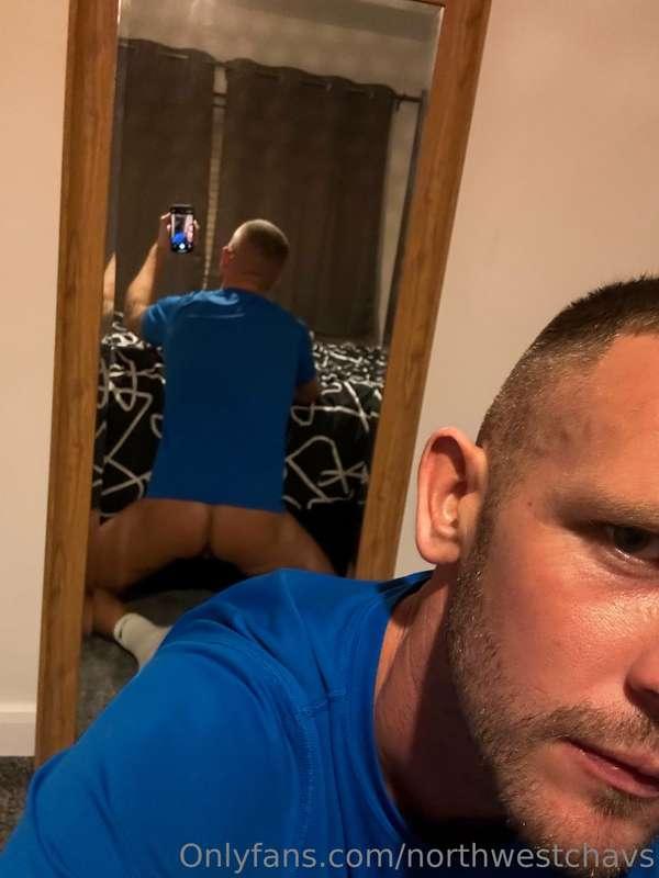 He sends me this meaning ‘come upstairs and fuck me’ 😈