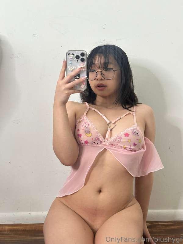 <3