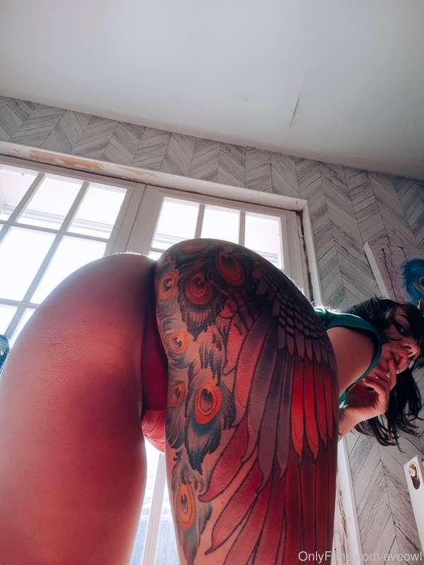 Tip me 5$ is you want to see 4 more uncensored pic (2 with s..
