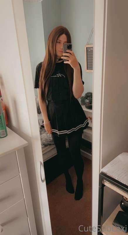 🖤 tights, fishnets and knee high socks 🖤

If we went out on ..