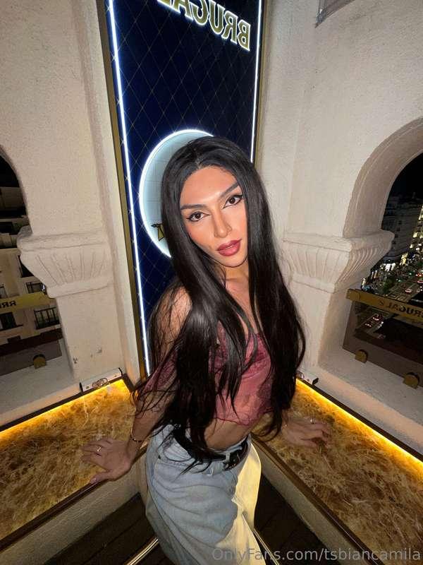 Where are you taking me for date night? 💋