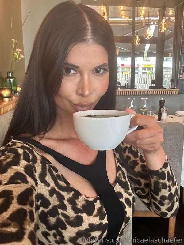 Slurping espresso through those juicy lips 😇