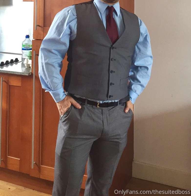 thesuitedboss image #0