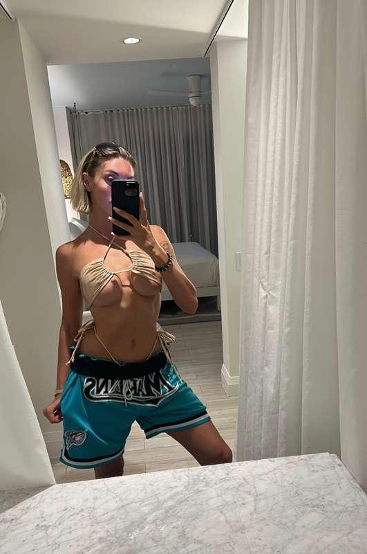 Who wants to take me to the beach?😋