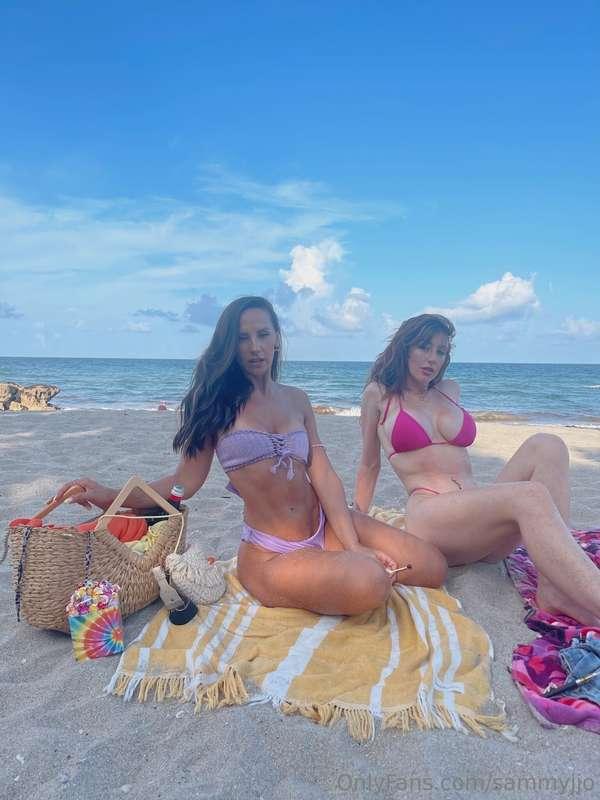 with the Queen, do you want to see more xxx content with Maa..