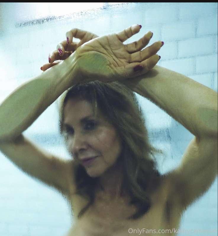 Time for a shower!  Unlock for this full photo plus two more..