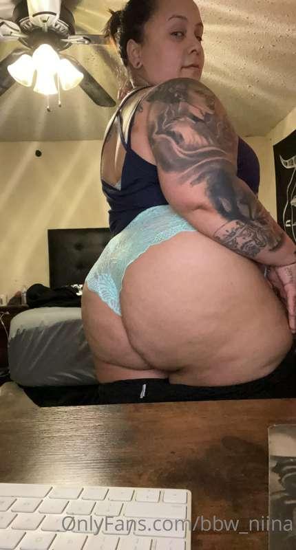 How many of y’all would prefer a paid page where most conten..