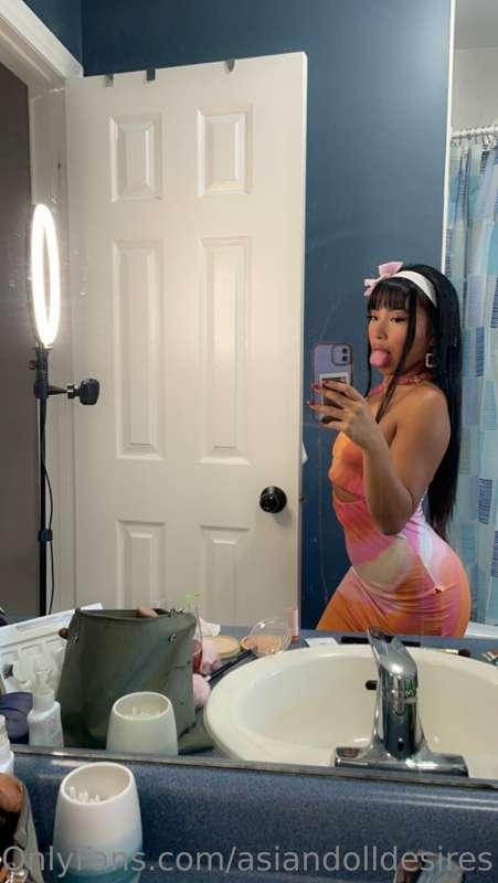 who wants to have a taste of asian barbie 😈😍👅💦