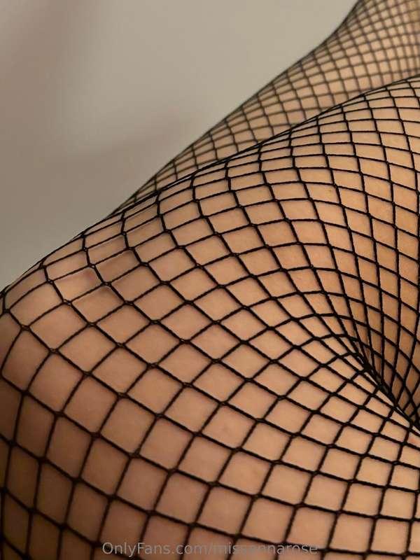 Mondays are tough! Let me make that better for you on my bed..