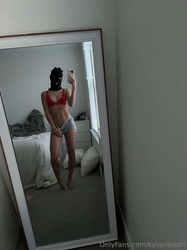 kylienelson main image