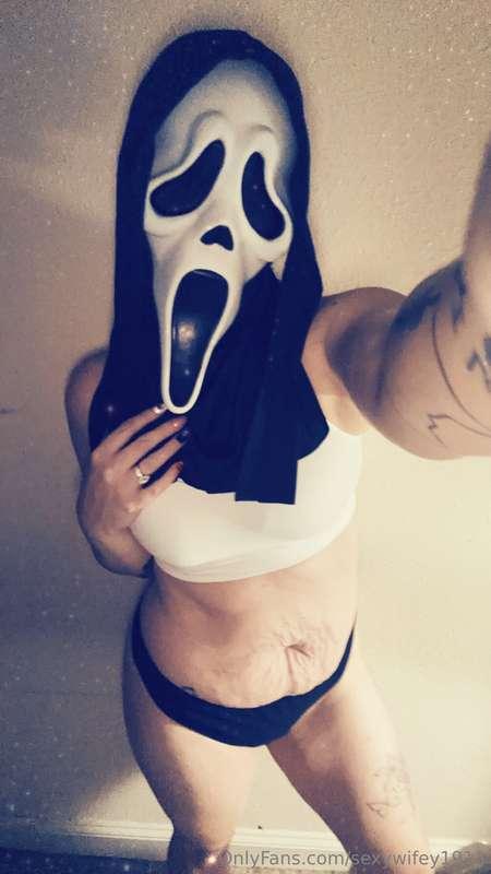 sexywifey1913 image #0