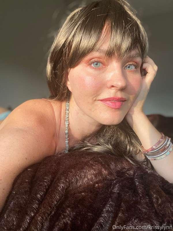 I'm sending lots of light your way loves! Have a great day t..