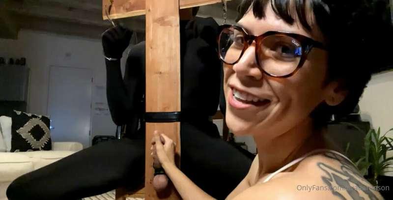 Intense Live stream with dirty talking handjob at end!!! Fea..