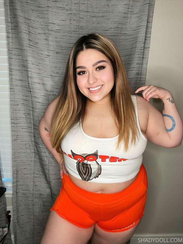 Can I be your waitress?? 😈
