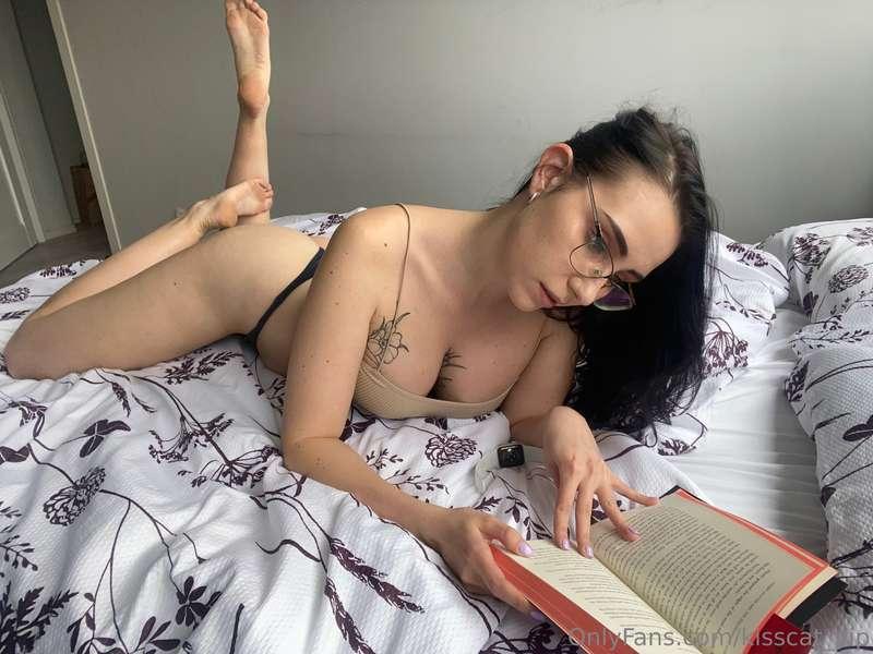 Shall we explore the hottest poses today? 🤭😏😈