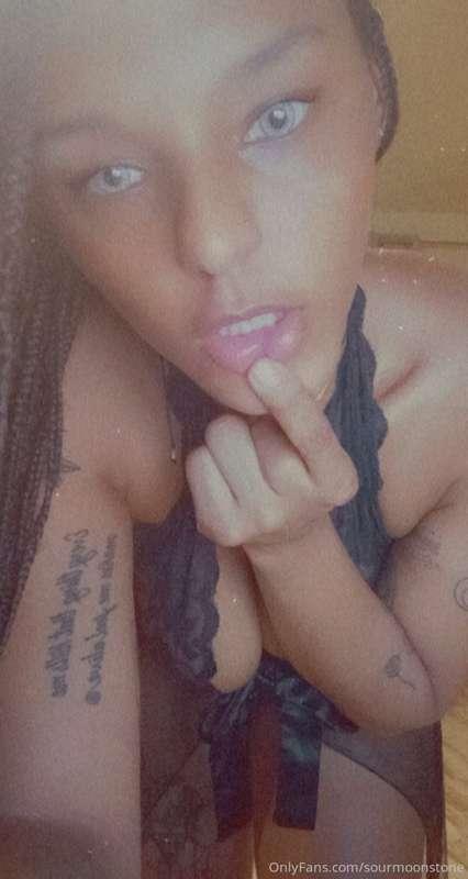 Your favorite babe💋