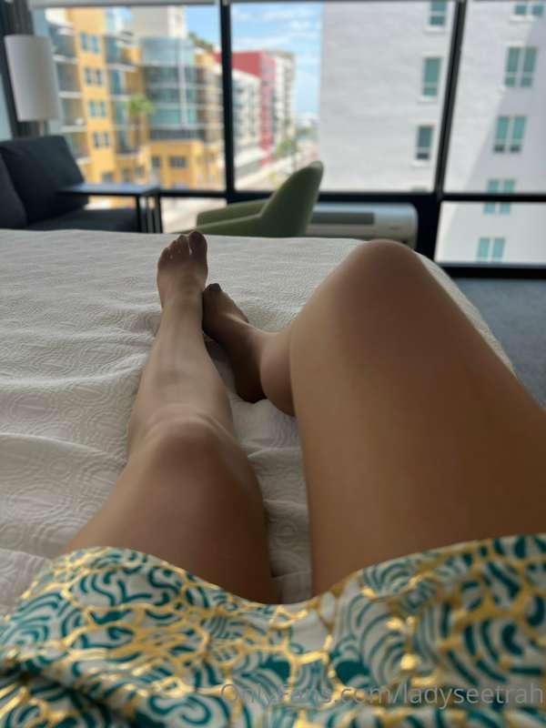 Wanna cuddle and rub my nylons?