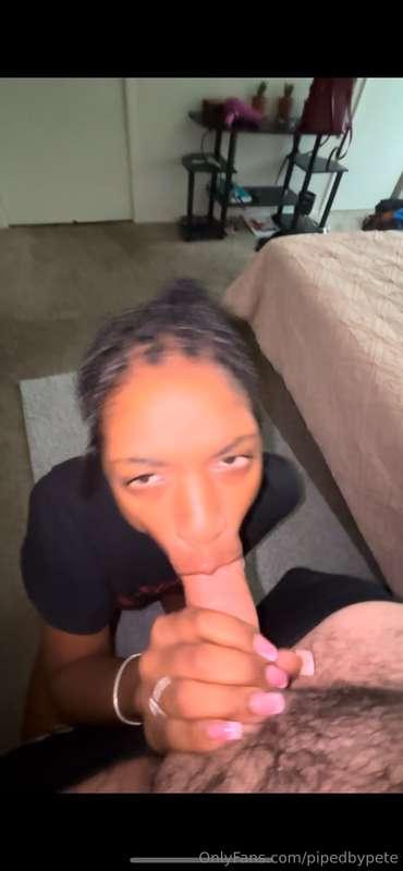 Have you seen this throat monster at work?? She goes off! 