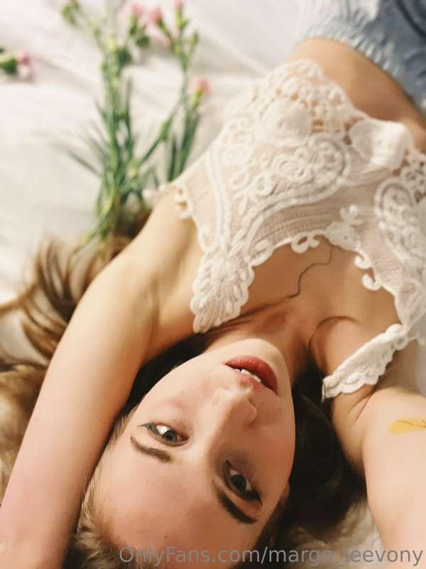 I'm spoiling in bed and starting to think of a new scenario,..