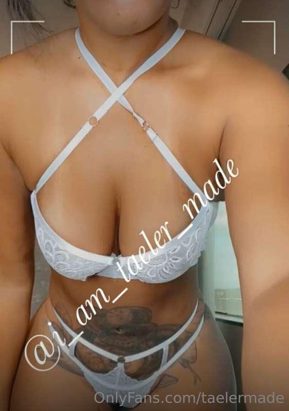 Nothing like some sexy lingerie…