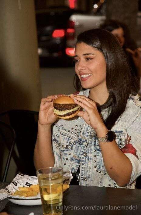 I hope you are having a wonderful lunch 🍝