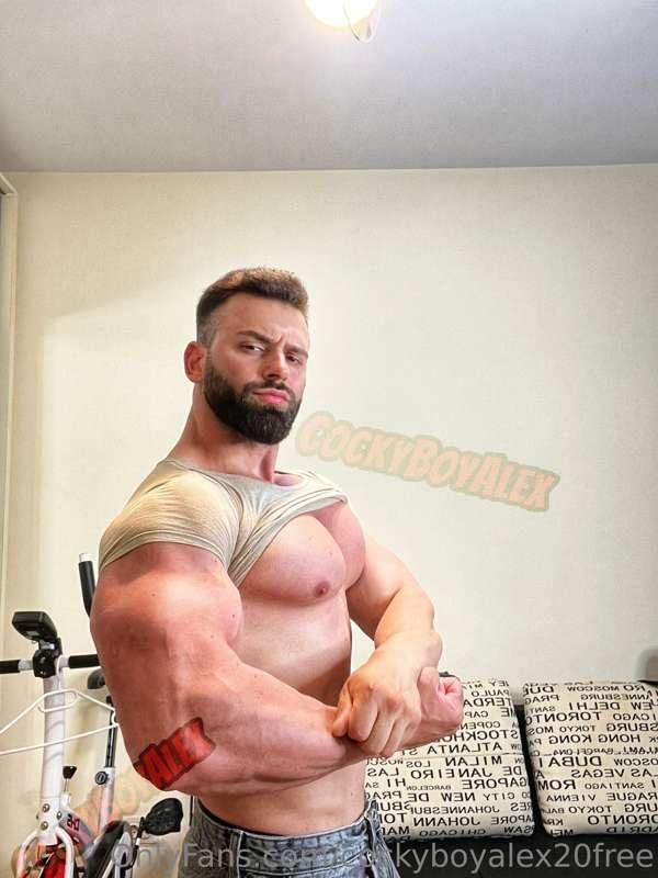 Check out my VIP page @cockyboyalex20 for more hot and porn ..