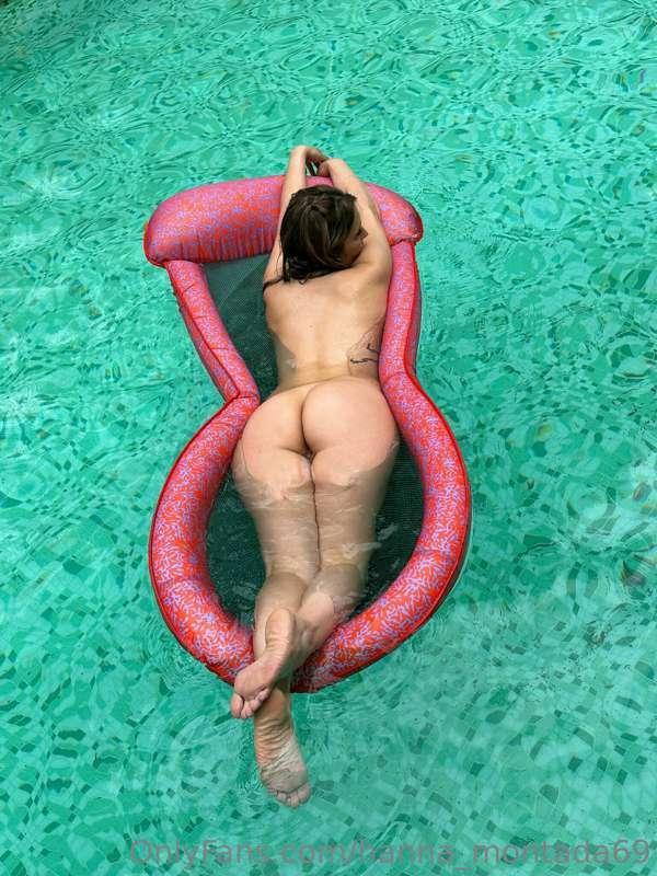Un baño desnuda es lo mejor
