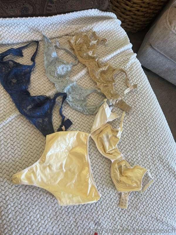 lenaisapeach image #16