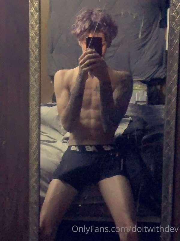 back before the stomach tats 😈