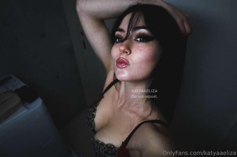 katyaaeliza image #2
