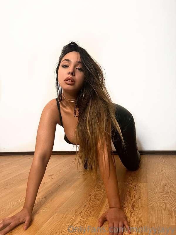 Add me to your wishlist 🍒💟💟💟💟