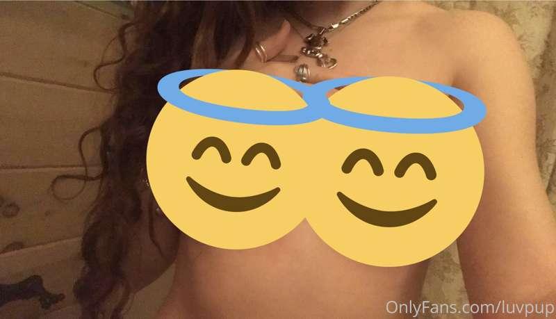 RAFFLE FOR FIRST UNCENSORED TOPLESS PIC IVE DONE ❤️❤️ Tip an..
