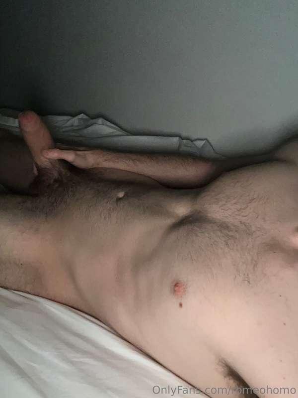 I send you this at 2am, how do you reply? 😏