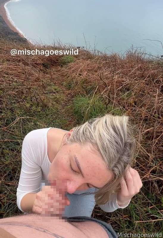 mischagoeswild image #0