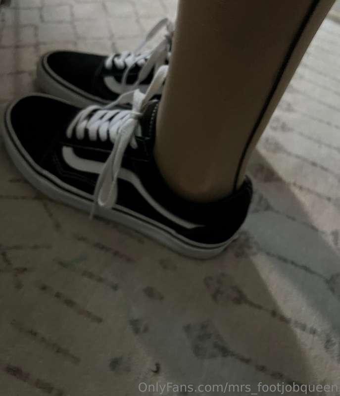 mrs_footjobqueen image #7