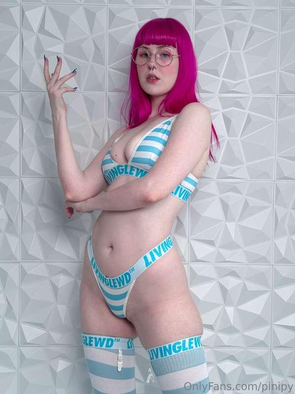 Should I try on the black set too?
