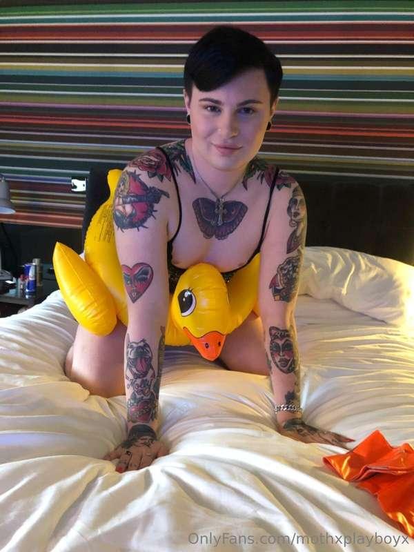 Fooling about with the rubber duck🦆