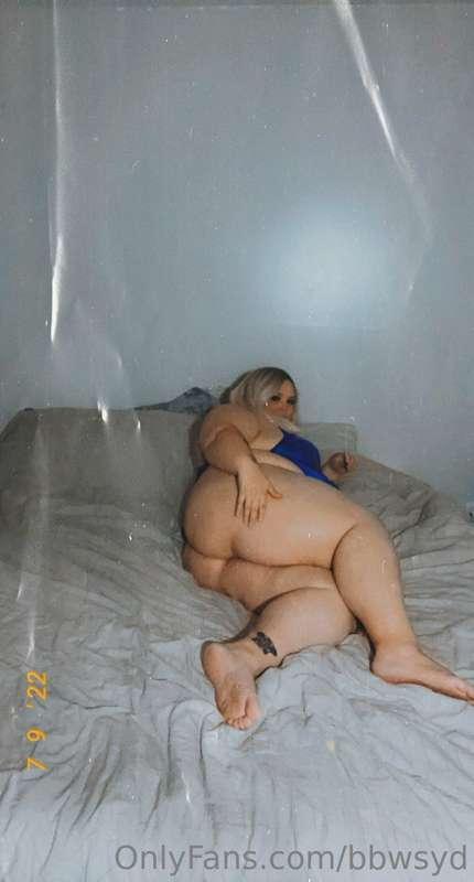 Cum snuggle up behind me