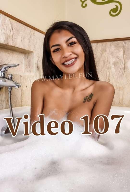 💦🛁 VIDEO 107: "POV Bathtub Handjob!" 🛁💦 Daddy visited me wit..