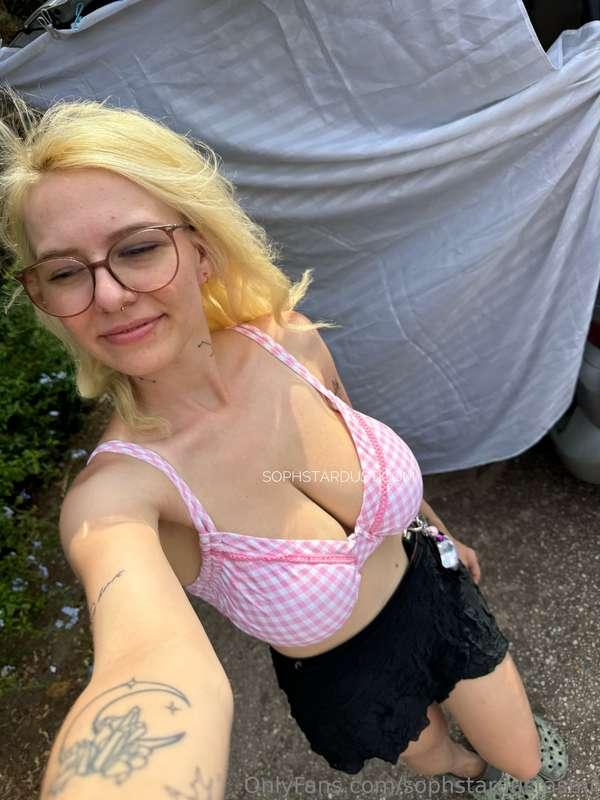 I made a lewd beach photo set & beach asmr video!! You’re go..