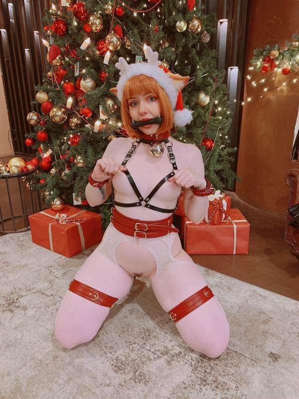 such a naughty deer girl 😳
#gagged