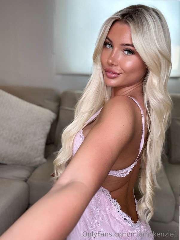 tell me ur naughtiest secret🤭