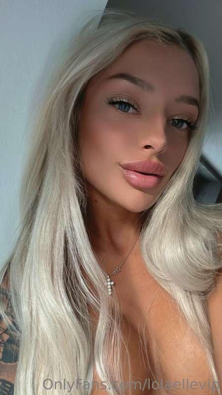 lolaellevip main image