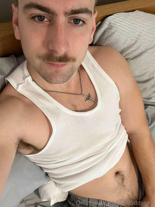 Would you volunteer to receive my thick dick load? 😎