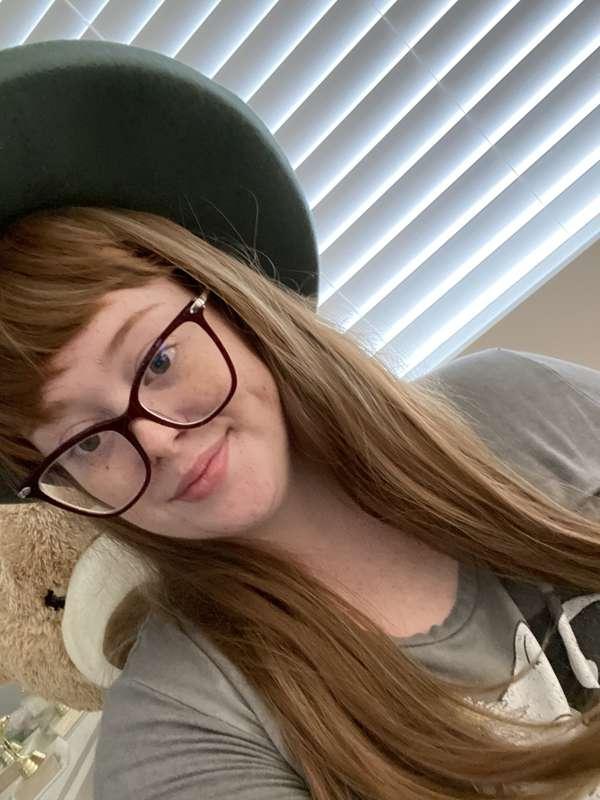 I wore this wig today and can’t decide if I hated it