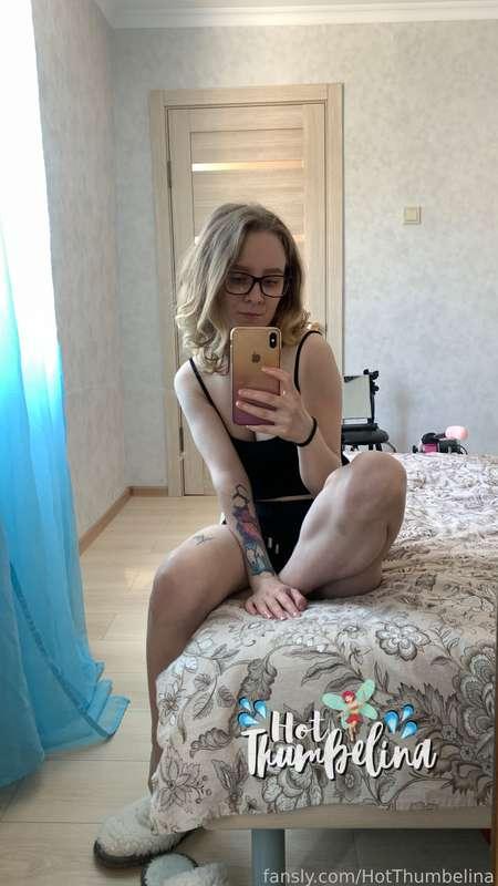The adjustment period after moving to a new city is over.😇 I've already started shooting hot new content!🔥🔥🔥Lots of ideas and motivation! 🥰
Stay with me!💋