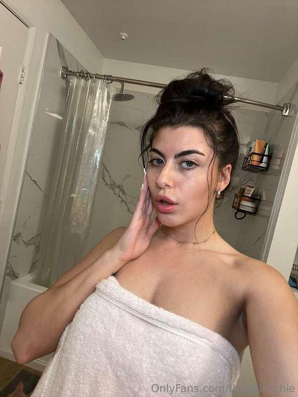 good morning, sexy. I got myself all clean for you so you ca..