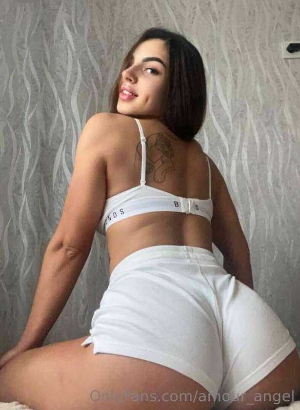 SUBSCRIPTION FOR FREE RIGHT NOW.💜
Hasn't had intercourse wit..