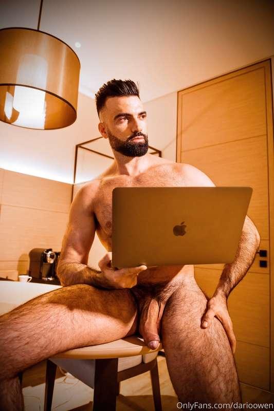 I always work like this at home 👨‍💻